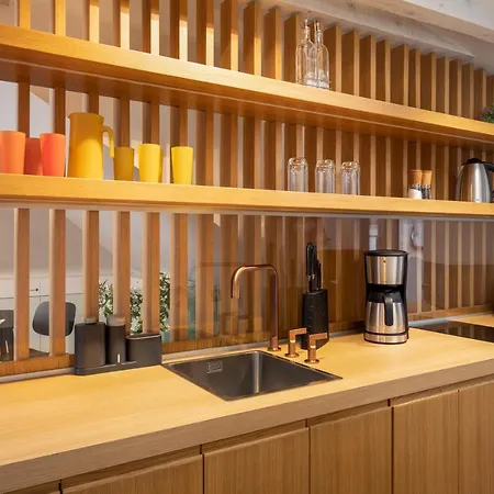 Deluxe Lights, Camera, Action! アパート ドゥブロブニク