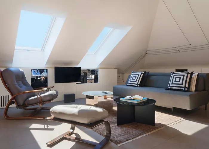 Deluxe Lights, Camera, Action! *